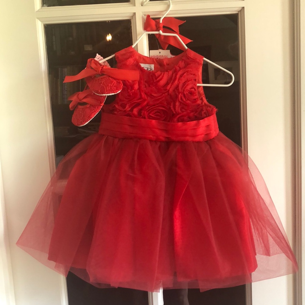 NWT 0-6 month Mudpie Red Rose Dress Set w/ Shoes